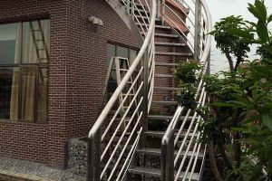廣州獅嶺鈑金加工廠，【恒宇泰金屬】關注網絡輕鋼別墅騙局
