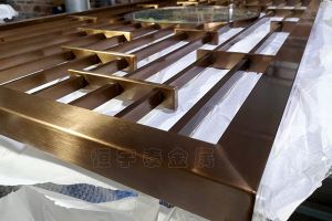 佛山不銹鋼屏風(fēng)加工廠家，【恒宇泰金屬】激光切割加工優(yōu)點很多