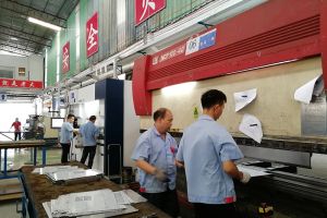鈑金加工包含哪些工藝？【恒宇泰金屬】50名技術工人專業(yè)解析