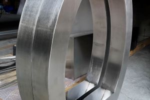 南沙不銹鋼加工廠-【恒宇泰】精通5代HTY鈑金團隊技術工藝要求