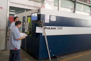 激光切割機的出現讓鈑金加工迎來了一場革命性的變革