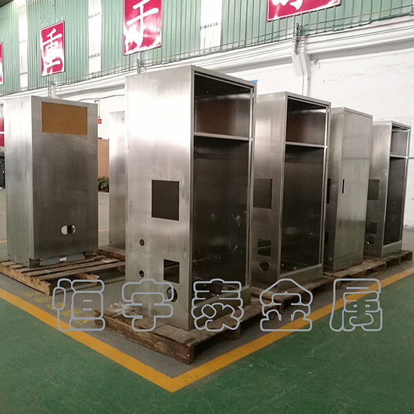 鈑金加工 鈑金機箱機柜加工設(shè)計時應(yīng)注意哪些方面