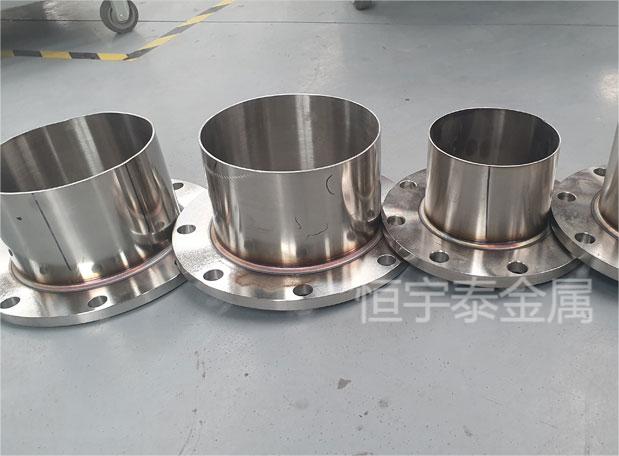 采用焊接工藝對坡口進行加工處理