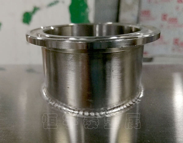 在鈑金部件的焊接加工過程中 需要遵循相關(guān)的焊接標